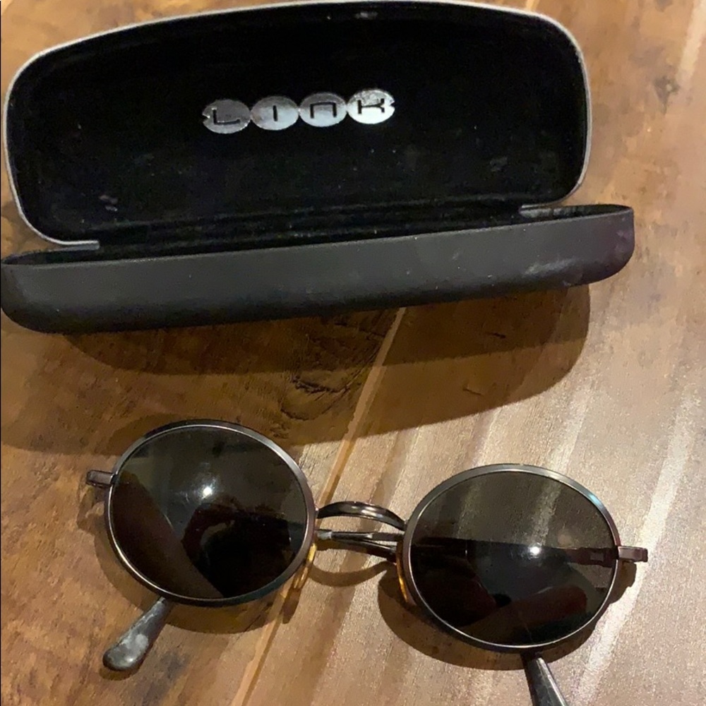 Link sunglasses